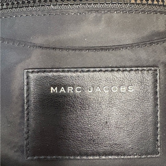 Marc Jacobs Black Nylon Crossbody Messenger Bag Leather Trim Silver Hardware - Picture 5 of 13